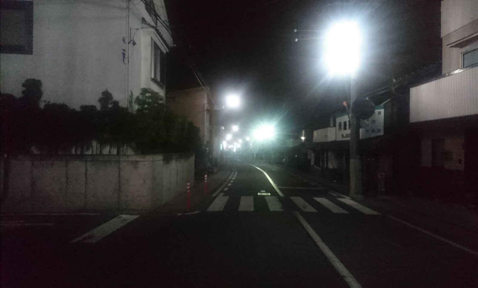 街中 夜