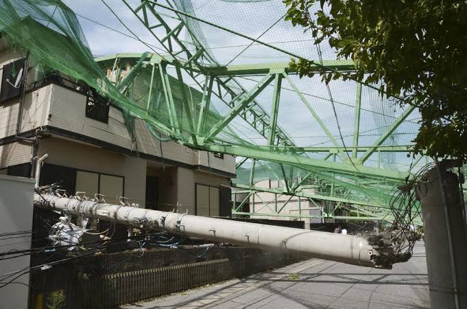 台風 鉄塔 損壊 被害