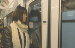 東京の地下鉄、銀座線に乗っているみゆき